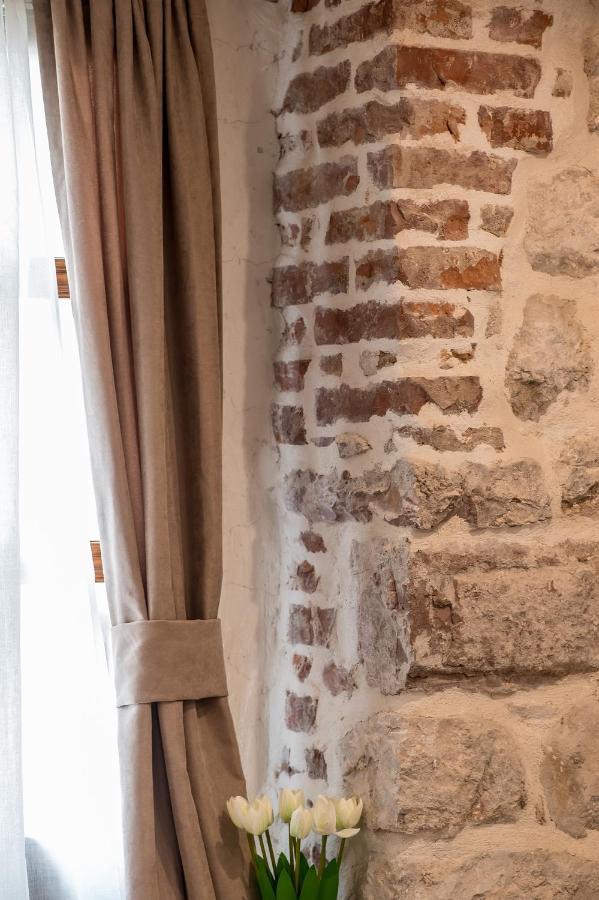 Little Bay Apartments Kotor Buitenkant foto