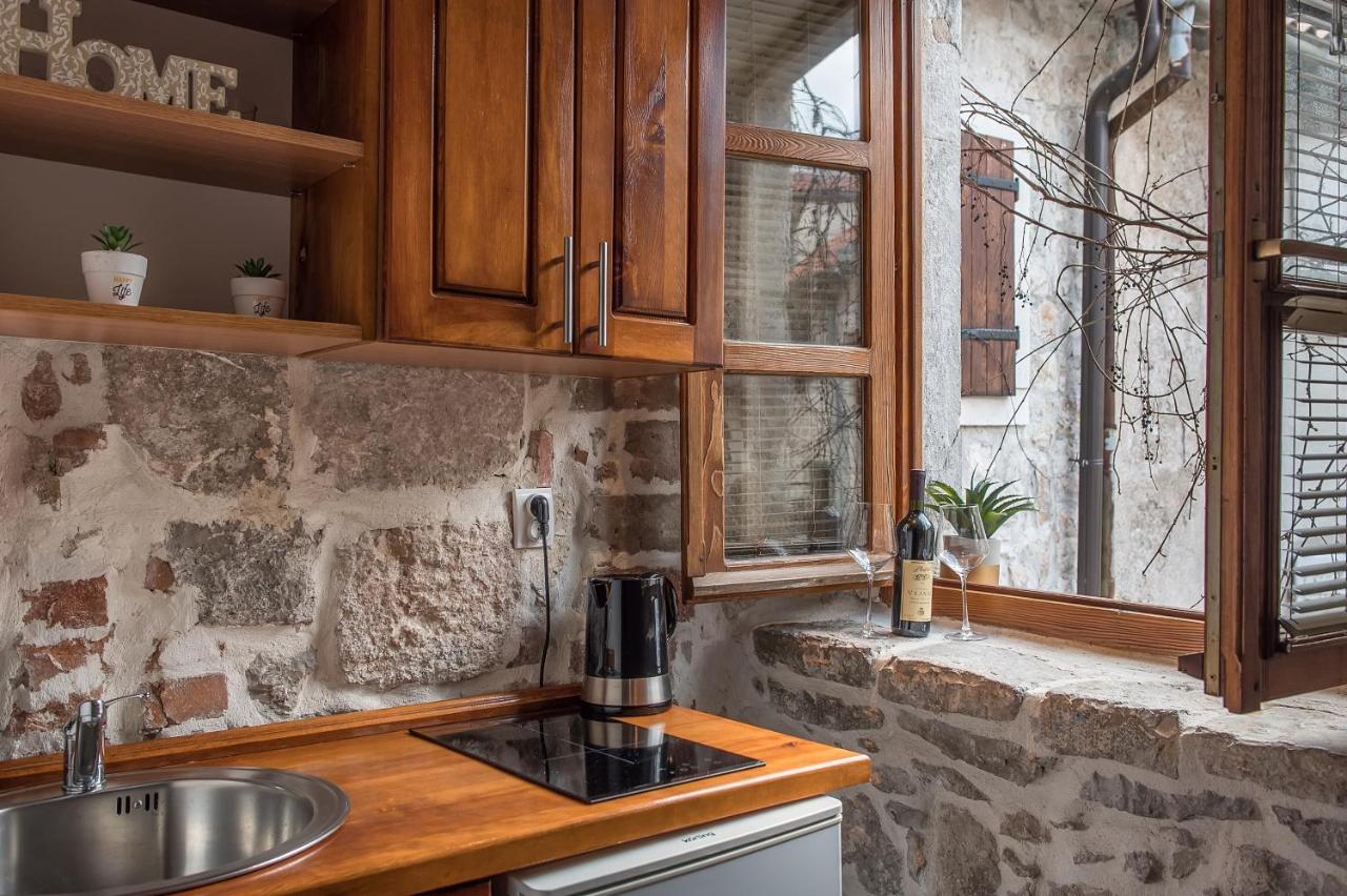 Little Bay Apartments Kotor Buitenkant foto