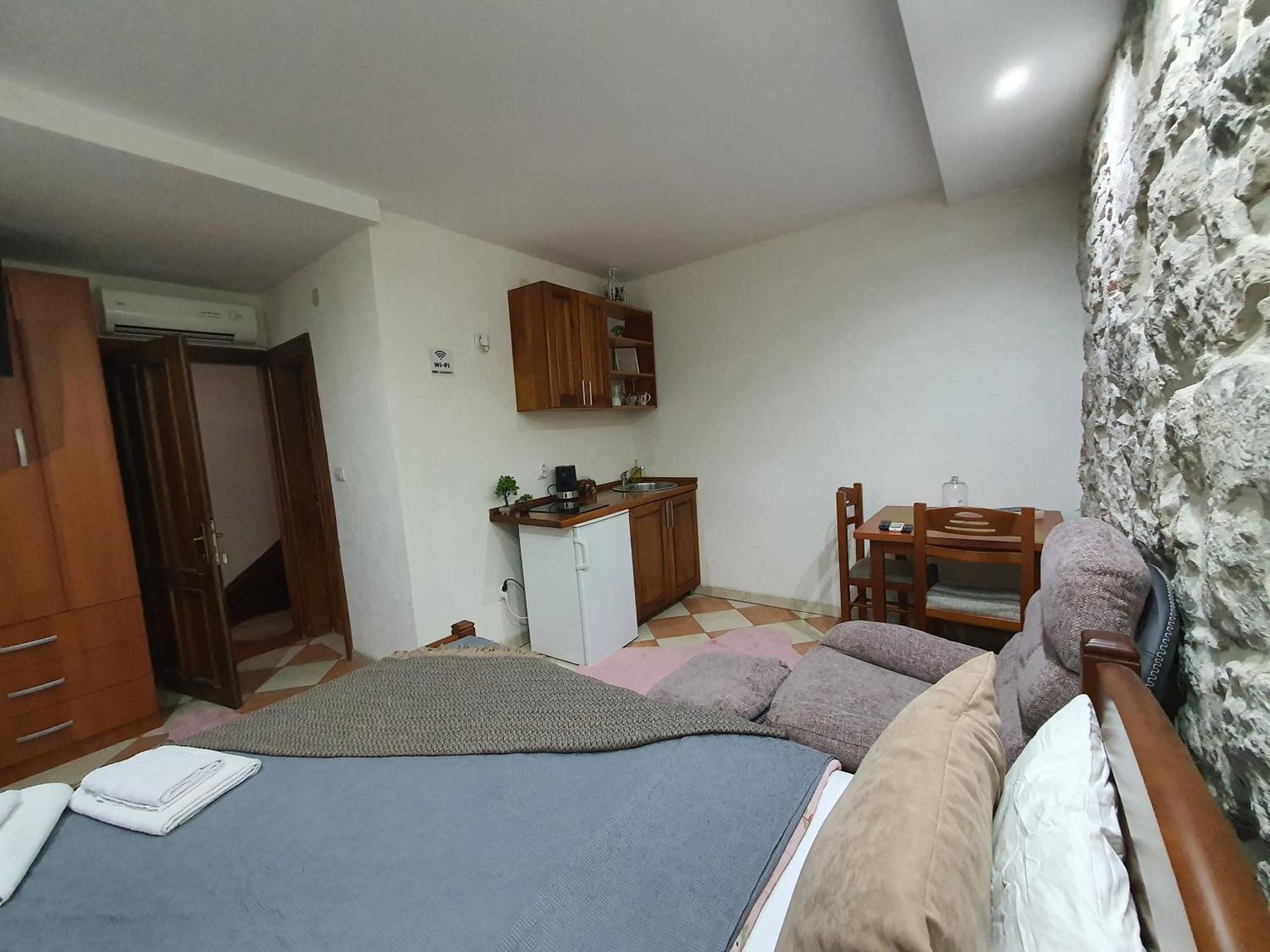 Little Bay Apartments Kotor Buitenkant foto